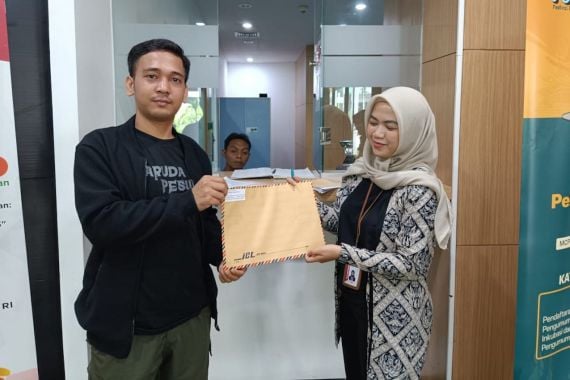 Forum Mahasiswa Peduli Hukum Laporkan Alexander Marwata ke Dewas KPK Atas Dugaan Pelanggaran Etik - JPNN.COM