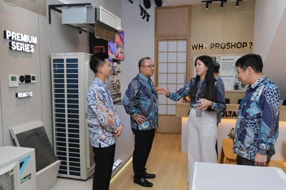 Ekspansi Bisnis, 'DAIKIN Proshop Showroom' ke-38 Hadir di Batam - JPNN.COM