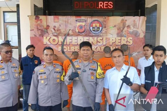 Motif Sekelompok Pemuda Bersajam Serang Pasar Cibadak Sukabumi - JPNN.COM