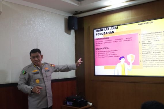 AKBP drg. Henry: RS Bhayangkara Polri Siapkan Strategi Peningkatan Pelayanan Gigi dan Mulut Melalui TI - JPNN.COM