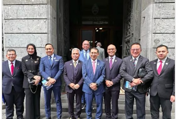 Delegasi BKSAP DPR dan Parlemen Argentina Lakukan Pertemuan di Buenos Aires - JPNN.COM