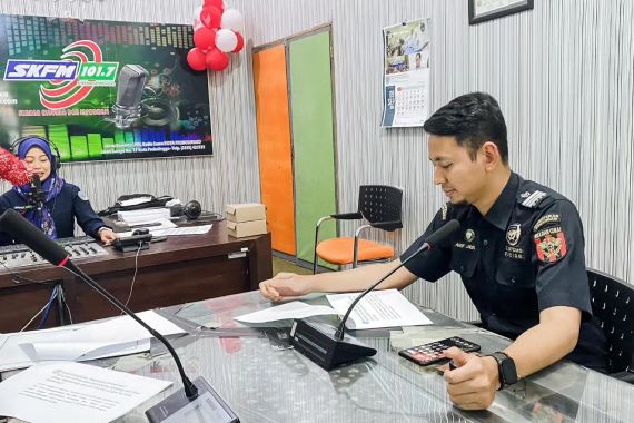 Gandeng Pemda, Bea Cukai Gencar Kampanyekan Gempur Rokok Ilegal Lewat Beragam Acara - JPNN.COM