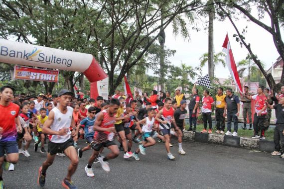 Kejuaraan Tarkam Kemenpora di Parigi Moutong Ditutup Fun Run 5K - JPNN.COM