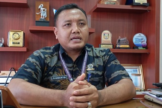 Peralihan Musim, BMKG Imbau Masyarakat Mewaspadai Cuaca Ekstrem - JPNN.COM