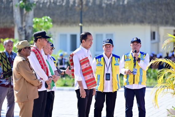 Jokowi: Bendungan Paling Banyak Dibangun di NTT, Bukan di Provinsi Lain - JPNN.COM