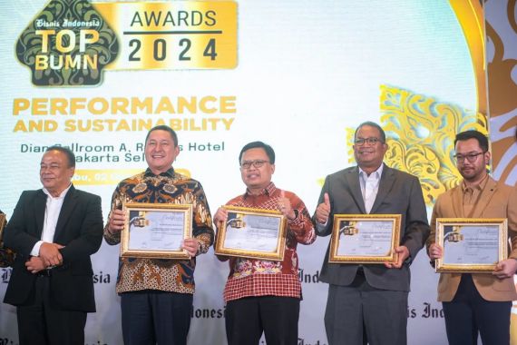 Pupuk Kaltim Raih The Best State Owned Enterprise TOP BUMN Awards 2024 - JPNN.COM