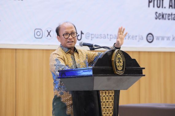 Sekjen Kemnaker Anwar Sanusi Ungkap 4 Strategi Tingkatkan Mutu Pelatihan Vokasi - JPNN.COM