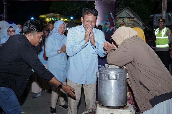 Rektor UNUGIRI Nilai Wahono Punya Rekam Jejak Baik dan Bisa Menang di Pilbup Bojonegoro - JPNN.COM