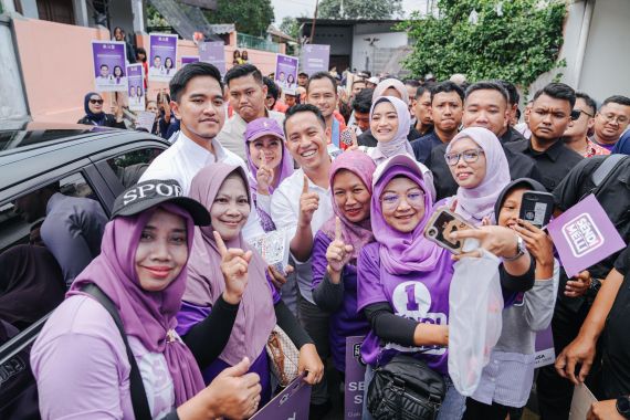 Kaesang Blusukan di Kota Bogor, Sebarkan Pesan Pilih Sendi-Melli - JPNN.COM