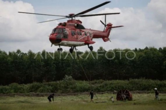 6 Helikopter Dikerahkan untuk Pemadaman Karhutla di OKI dan OKU Timur - JPNN.COM