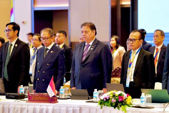 Menko Airlangga Mendorong Percepatan Penyelesaian Perjanjian Ekonomi Digital ASEAN - JPNN.COM