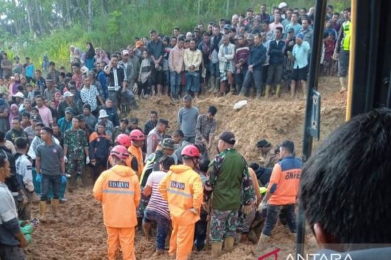 4 Warga Meninggal Tertimbun Tanah Longsor di Aceh Tengah - JPNN.COM