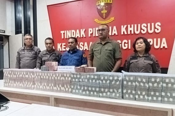 Kejati Papua Sita Rp 6,4 Miliar terkait Kasus Dugaan Korupsi Dana PON XX - JPNN.COM