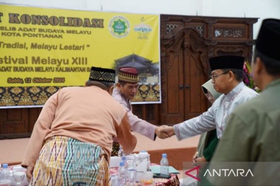 Pontianak Optimistis Raih Juara Umum Festival Melayu Kalbar XIII 2024 - JPNN.COM