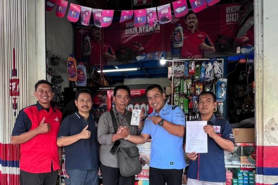 Cuma Ganti Oli Mesin, Para Biker Bisa Bawa Pulang Motor PCX atau XMAX - JPNN.COM