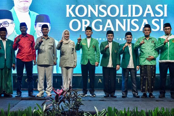 Mardiono Minta Kader PPP Menangkan Nurhayati-Muslim di Pilkada Tasikmalaya - JPNN.COM