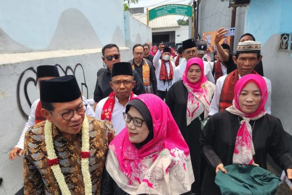 Pramono Anung Dapat Dukungan dari Ustaz dan Ustazah se-Jakarta Barat - JPNN.COM