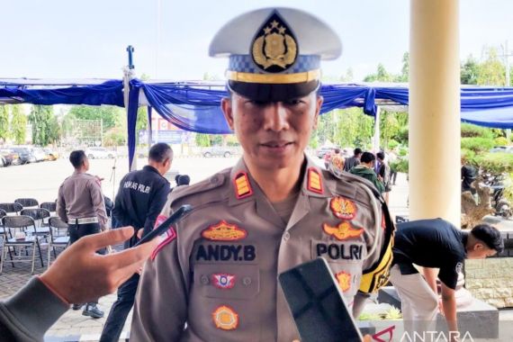 Hari Pertama Operasi Zebra Semeru 2024, Polres Situbondo Tilang 30 Pengendara - JPNN.COM