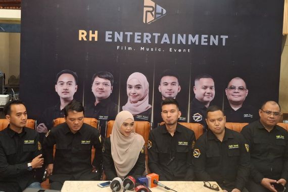 Ria Ricis Coba Peruntungan Karier Sebagai Produser, Mimpi Lama Terwujud - JPNN.COM