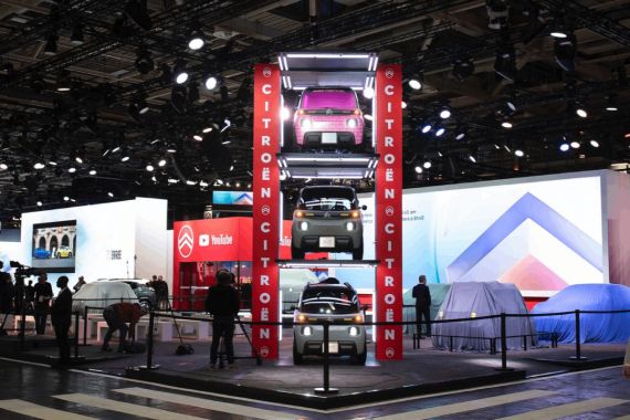 Citroen Segarkan Model Ami Terbarunya dan Perkenalkan Versi Konsepnya di Paris Motor Show - JPNN.COM