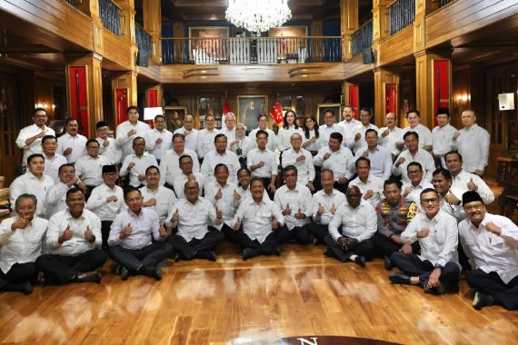 Daftar Lengkap 48 Menteri Kabinet Merah Putih Prabowo-Gibran - JPNN.COM