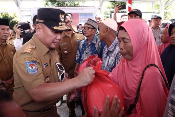 Pasar Murah Jelang Pilgub Kalteng Menuai Sorotan, Bawaslu Harus Jeli Lakukan Pengawasan - JPNN.COM