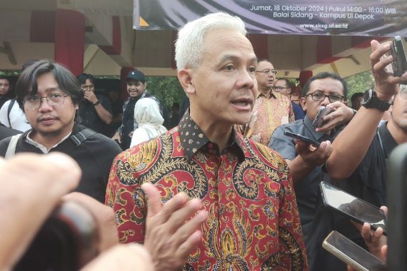 Ganjar Kirim Sinyal Susah Datang ke Pelantikan Prabowo - JPNN.COM