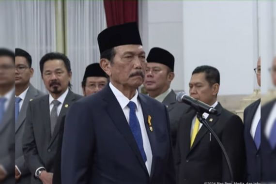 Luhut Masuk Pemerintahan Prabowo-Gibran, Dilantik Jadi Ketua Dewan Ekonomi Nasional - JPNN.COM