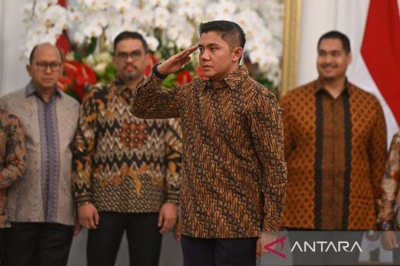 Inilah Tugas Mayor Teddy sebagai Seskab setelah 4 Tahun jadi Ajudan Prabowo - JPNN.COM