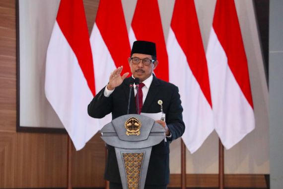 Penjabat Gubernur Jateng Sampaikan Selamat Kepada Presiden-Wapres Baru dan Jajaran Kabinet Merah Putih - JPNN.COM