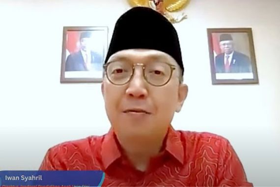 Keluarga dan Masyarakat Ruang Belajar Finansial Terdekat Bagi Siswa - JPNN.COM