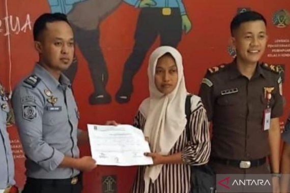 Penahanan Guru Honorer Supriyani yang Dituduh Memukul Anak Polisi Ditangguhkan Jaksa - JPNN.COM