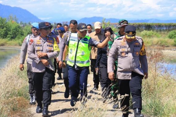 Polri Terjunkan Tim Inafis Untuk Identifikasi Korban Pesawat Jatuh di Pohuwato - JPNN.COM