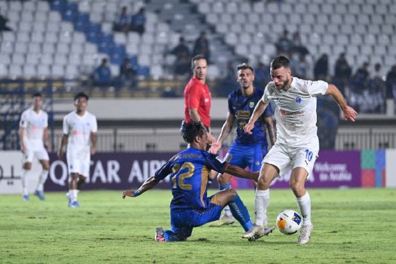 ACL 2: Pengakuan Pelatih Lion City Sailors FC Setelah Rebut 1 Poin Melawan Persib - JPNN.COM