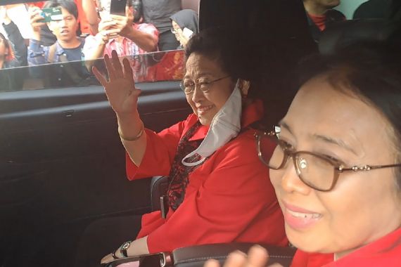 Pimpin Konsolidasi PDIP di Jateng, Megawati Minta Kader Bergotong Royong Memenangkan Andika-Hendi - JPNN.COM