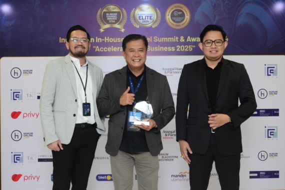 Pegadaian Raih Penghargaan In-House Counsel Award 2024 - JPNN.COM