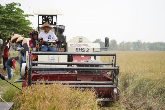 Teknologi Pertanian Presisi Dukung Produktivitas Pertanian Meningkat, Siap Swasembada Pangan - JPNN.COM