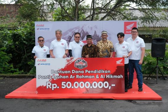 Kebahagiaan Puncak HBD 2024 Menjalar Hingga Kepada Anak Yatim dan UMKM Lokal - JPNN.COM