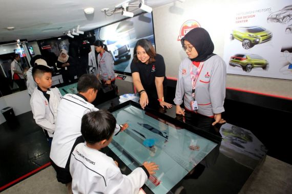 Dukung Kreativitas Anak, MMKSI Update Perangkat Lunak Wahana Mitsubishi di Kidzania - JPNN.COM