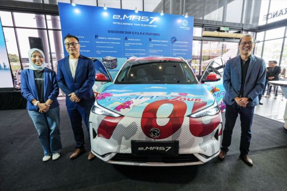 Proton Buka Pemesanan Mobil Listrik eMas 7, Sebegini Harganya - JPNN.COM