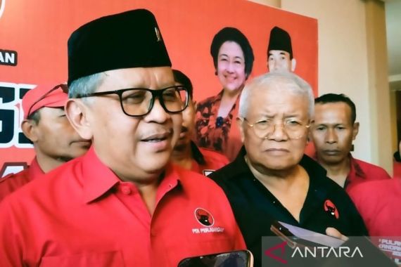 Hasto: PDIP tidak Ada Persoalan dengan Pak Prabowo - JPNN.COM