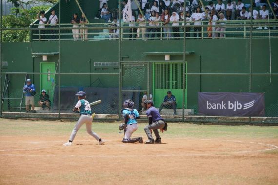 bank bjb Dukung Kejuaraan Nasional Baseball Softball Salman Al Farisi III - JPNN.COM