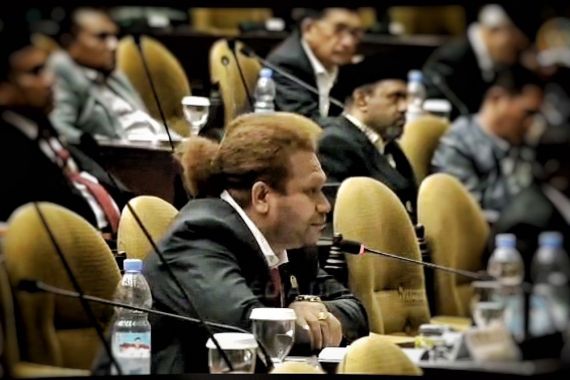 Tolak Transmigrasi di Papua, Senator PBD: Berikan Kami Guru & Dokter, Pak Presiden Prabowo - JPNN.COM