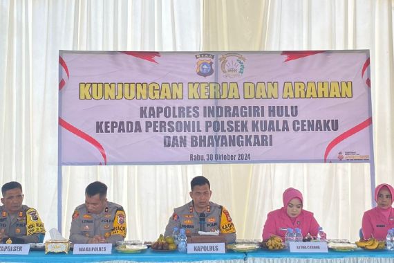 AKBP Fahrian Tekankan Jajaran Polres Inhu Jaga Kedamaian Pilkada dengan Maksimal - JPNN.COM