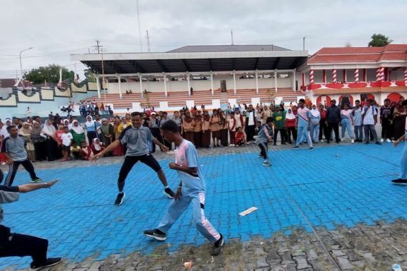 Kemenpora Segera Gelar Festival Olahraga Pendidikan (FOP) di Lapangan Lodar El Kota Tual, Maluku - JPNN.COM