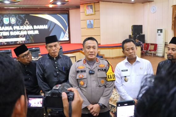 Bersama LAMR Rohil, AKBP Isa Serukan dan Ajak Masyarakat Wujudkan Pilkada Damai - JPNN.COM