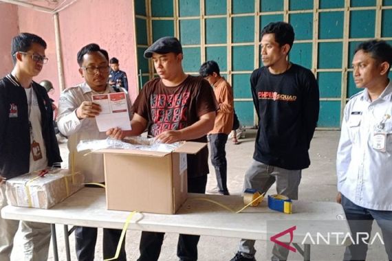 Surat Suara Sudah Diterima, KPU Kota Serang Segera Sortir - JPNN.COM