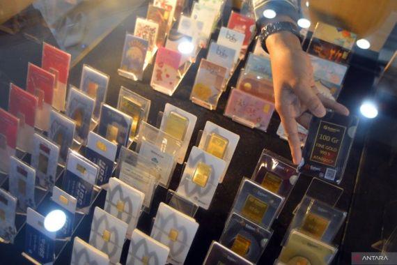 Harga Emas Antam Hari Ini Kamis 31 Oktober 2024 Naik Lagi, Berikut Perinciannya - JPNN.COM