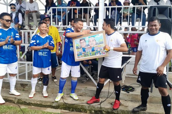 Kang Erwan Kaget Seejontor FC Bermain Bagus Melawan Persib Legend - JPNN.COM