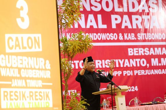 Soal Debat Cagub Jatim, Hasto: Bu Risma Menampilkan Kepemimpinan Berakar Prestasi - JPNN.COM